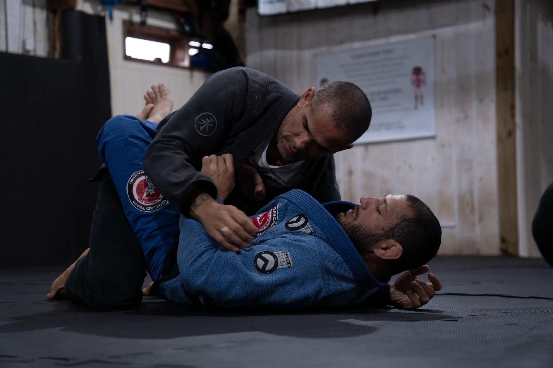 Treino de jiu-jítsu